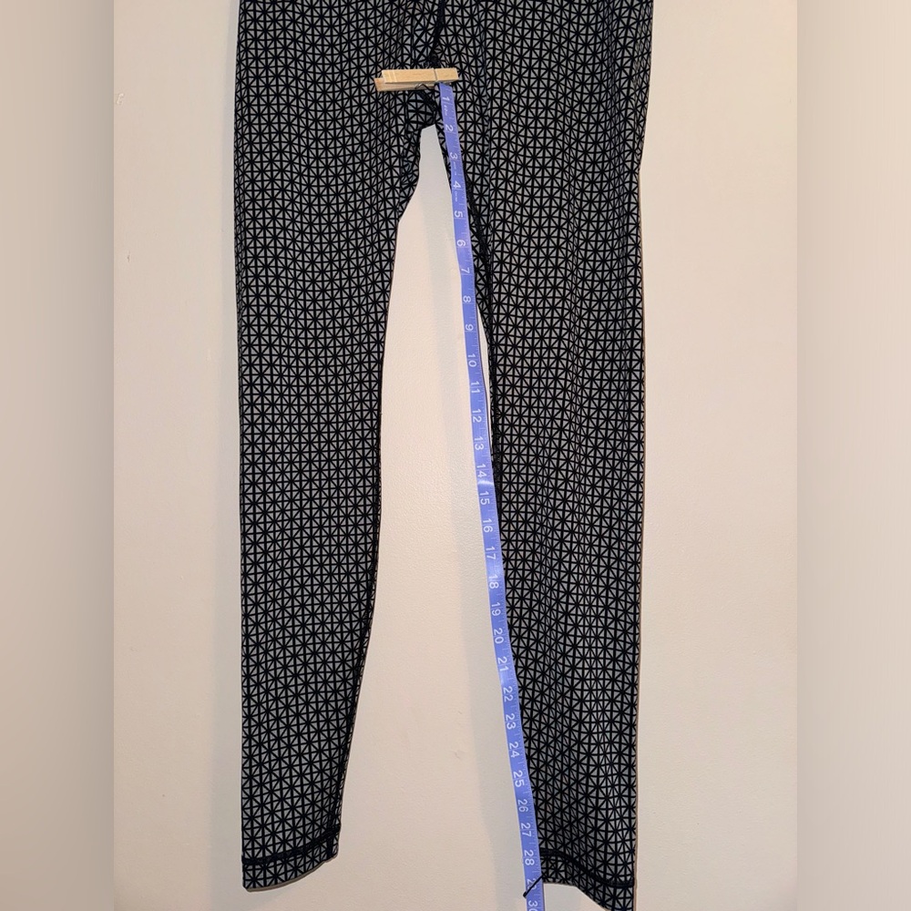 LULULEMON RARE MID-RISE LEGGINGS SIZE 8 - Picture 6 of 7